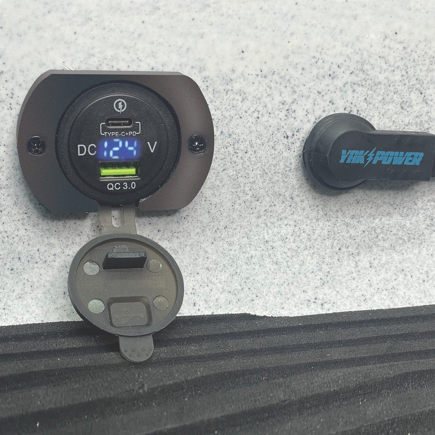 YP-UMP48 | Dual USB-C and USB QC3.0 Fast Charging Port with Voltmeter YP-UMP48 29 $ bixpyusa