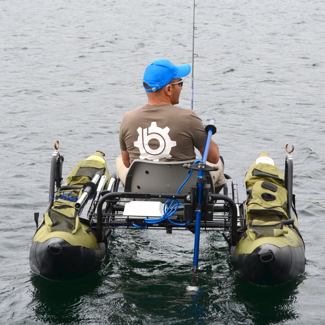 Man in watercraft with Bixpy motor and battery